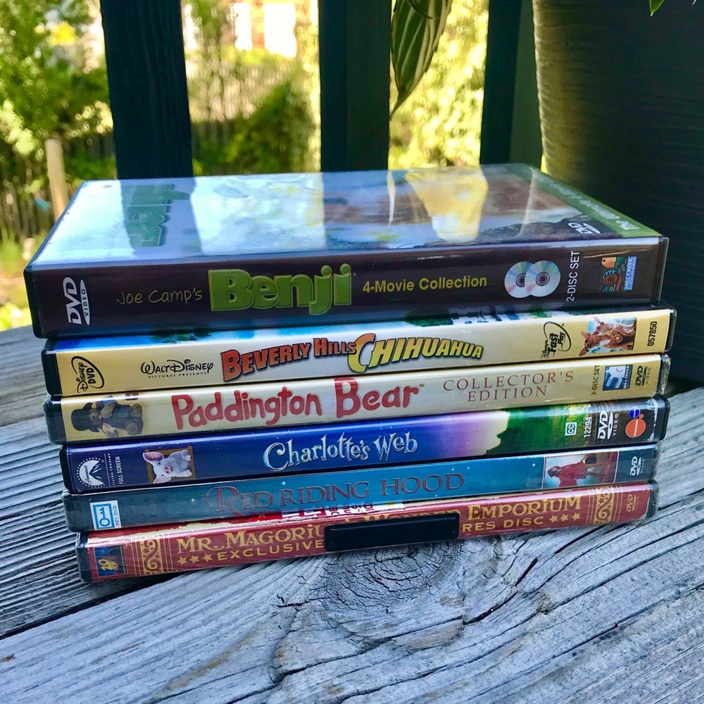 Bundle 2/$10 KIDS Animals Movies BENJI PADDINGTON BEAR CHARLOTTES WEB DVD & Case